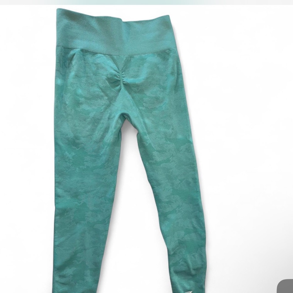 Gymshark camo leggings size medium